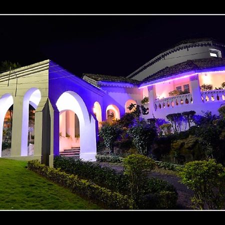 Mpt Rock End Manor, Pachmarhi Hotel Exterior photo